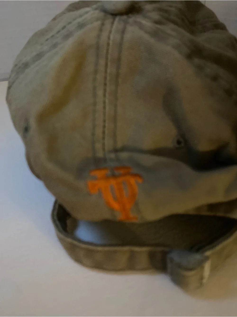 University of Texas Olive Green Baseball Cap with Orange Longhorn Patche